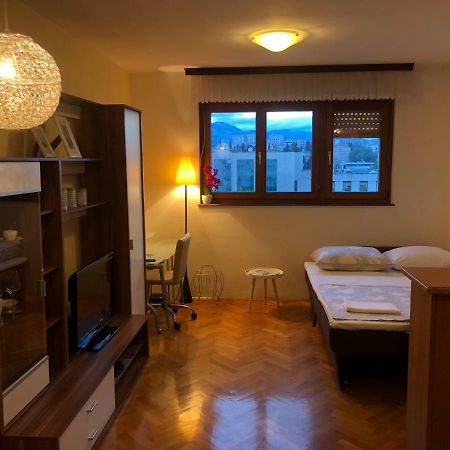 Garsonjera Katarina Apartment Split Exterior photo